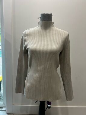 Aritzia Ribbed Mock Neck Sweater in Light Beige